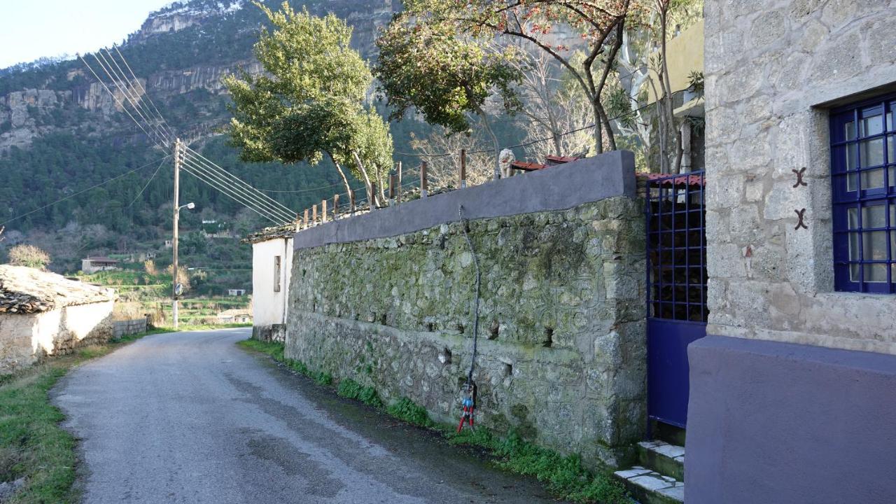 The Old Olive Mill House Villa Aegae Exterior photo